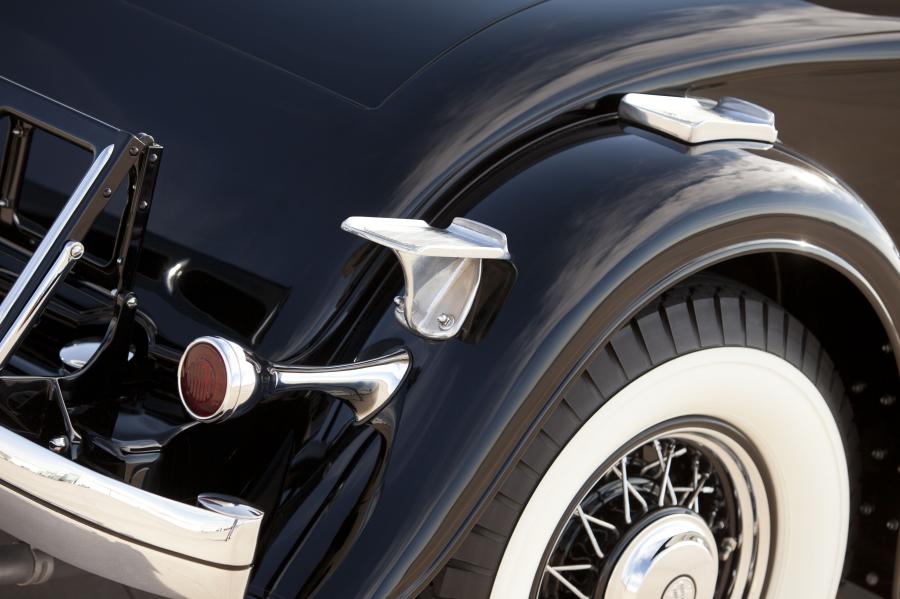  Chrysler Imperial CL Convertible Roadster by LeBaron 1933 года  (фото 14 из 23)